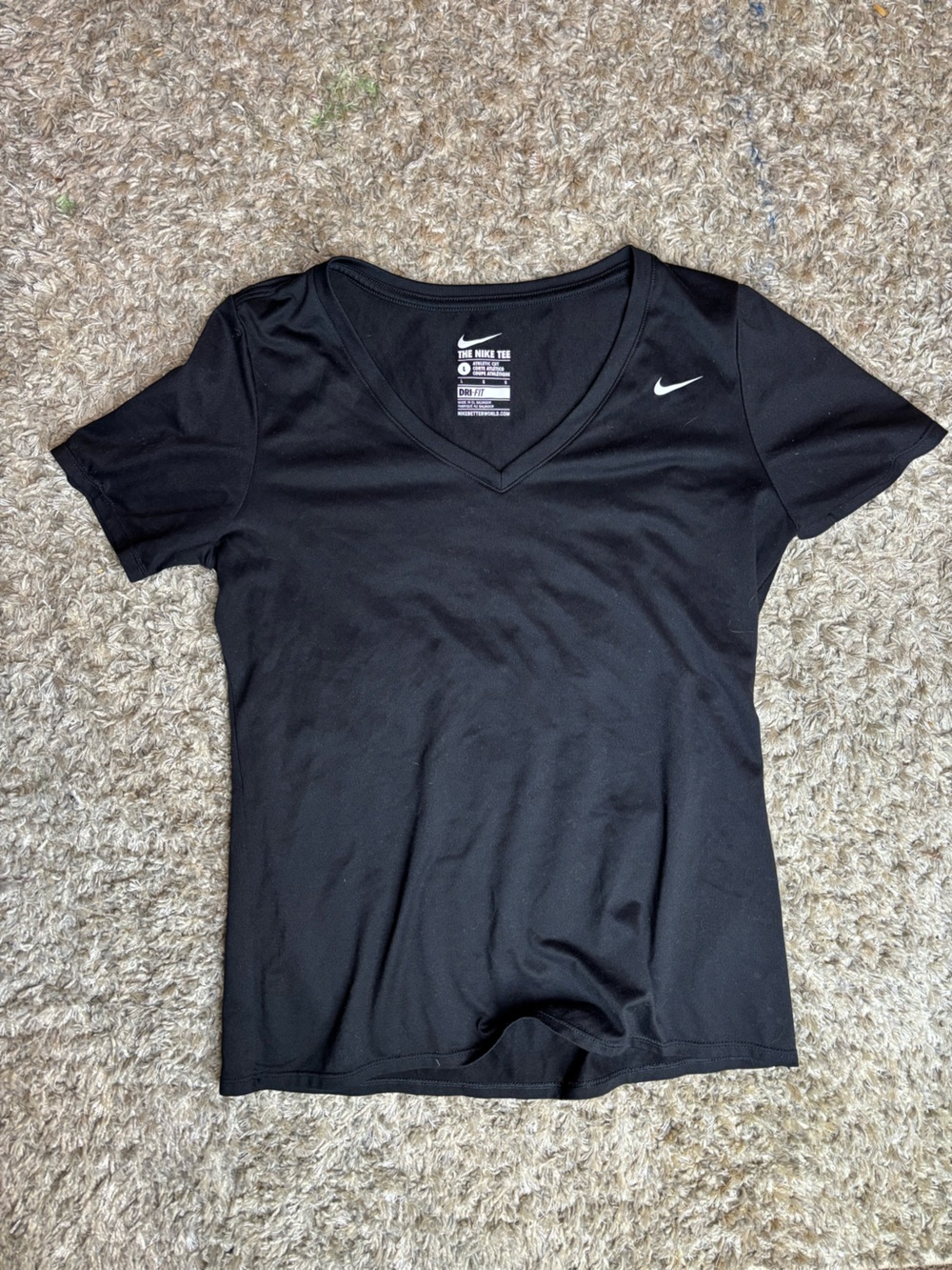 Nike Women's Black Short-Sleeve V-Neck Athletic Tee
